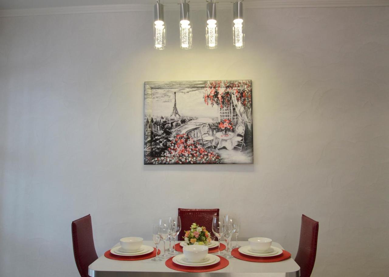 Comfort Apartments - Beautiful Suite By The Park Grodno Exterior foto
